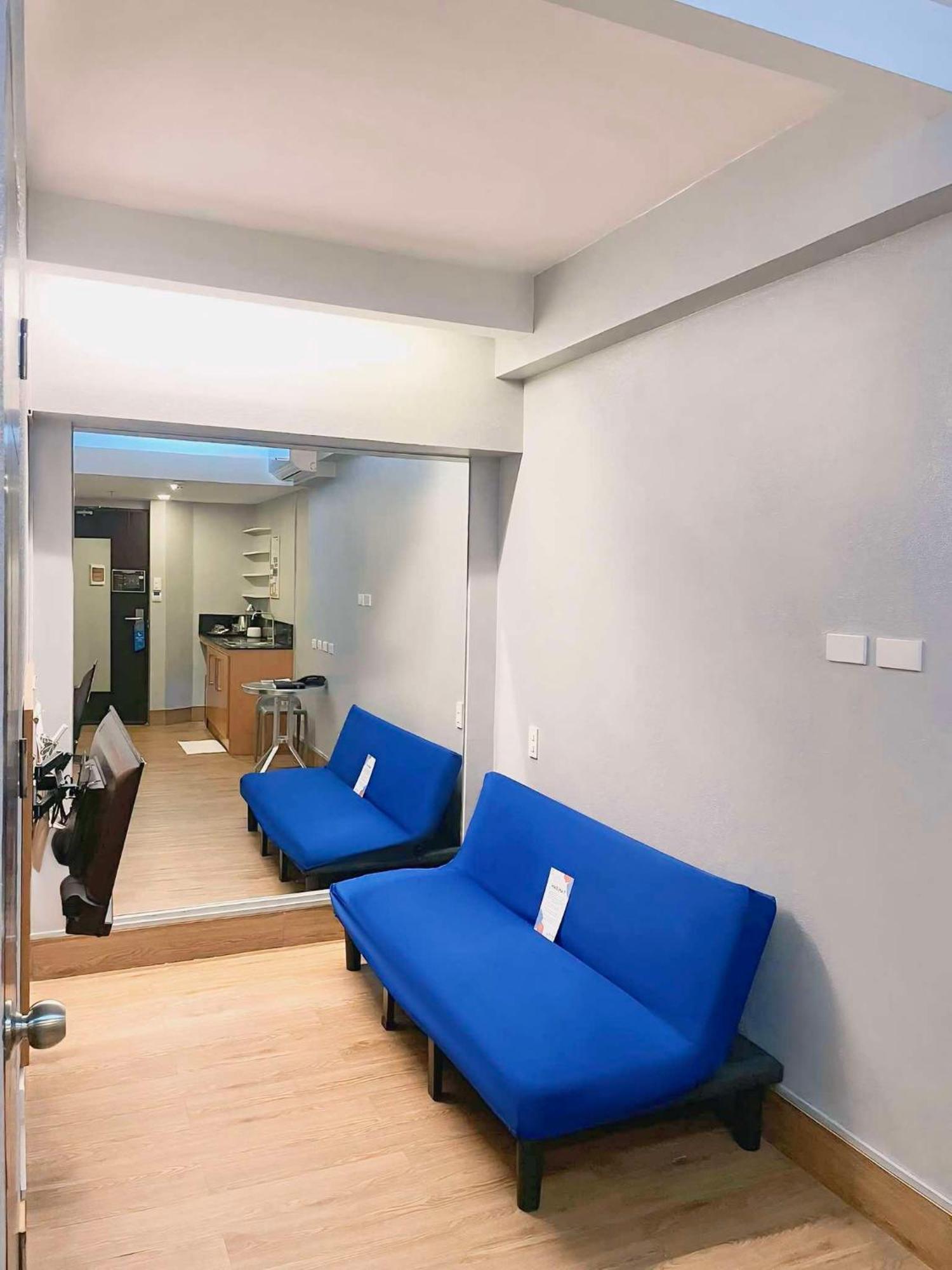 Selah Pods Hotel Manila Pasay Kültér fotó