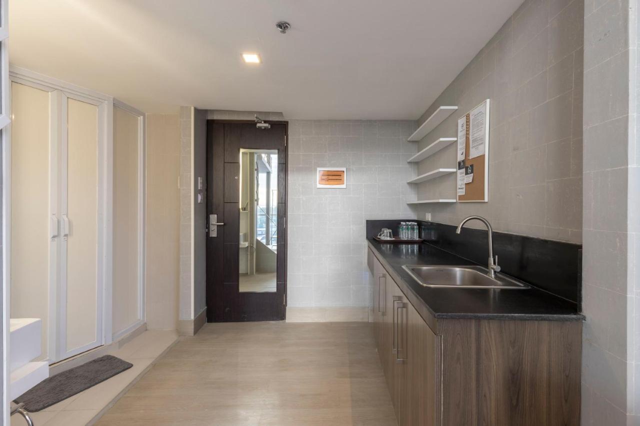 Selah Pods Hotel Manila Pasay Kültér fotó
