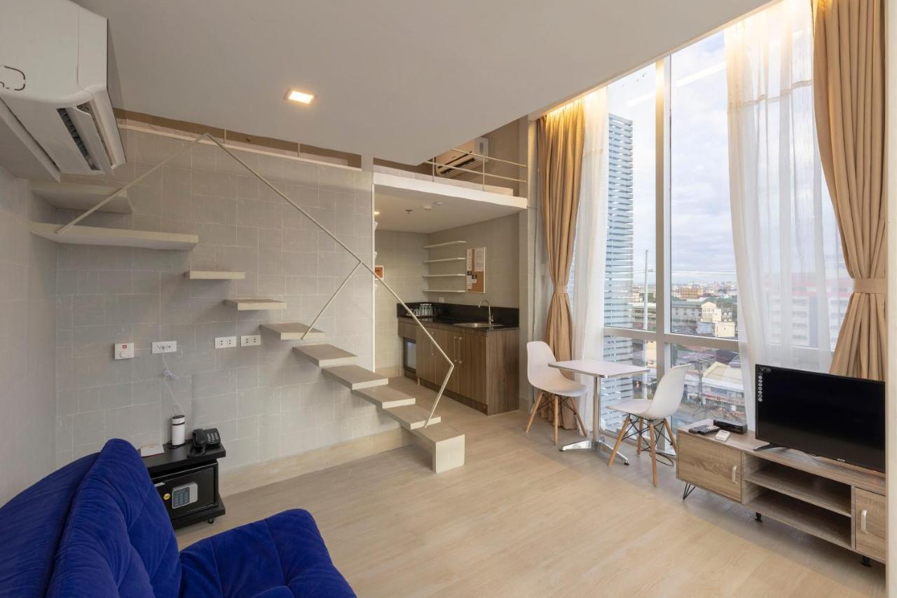 Selah Pods Hotel Manila Pasay Kültér fotó