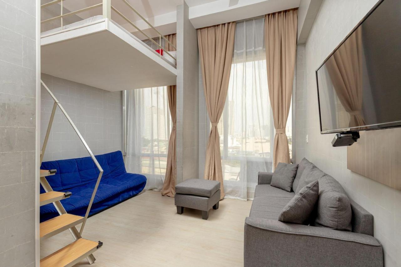 Selah Pods Hotel Manila Pasay Kültér fotó
