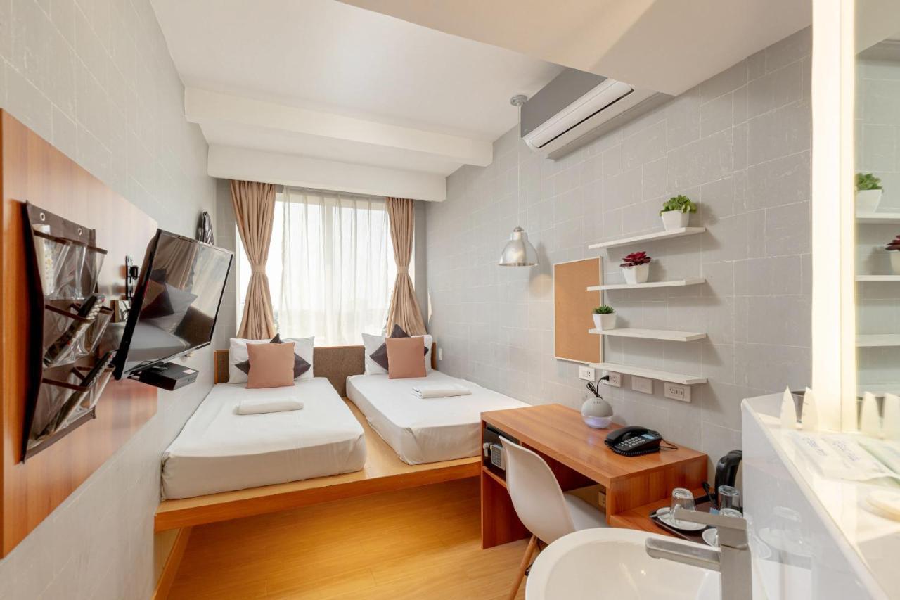 Selah Pods Hotel Manila Pasay Kültér fotó