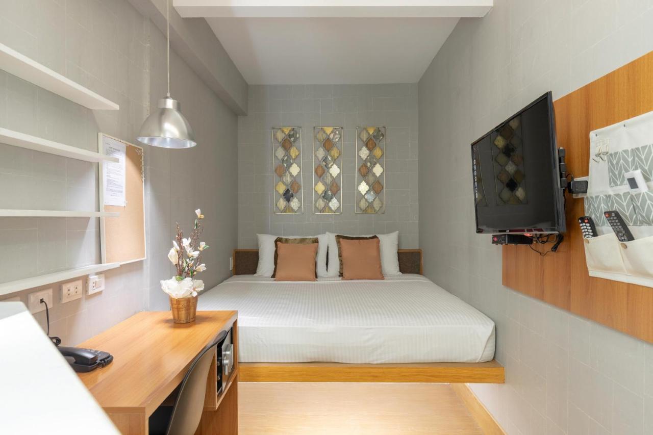 Selah Pods Hotel Manila Pasay Kültér fotó